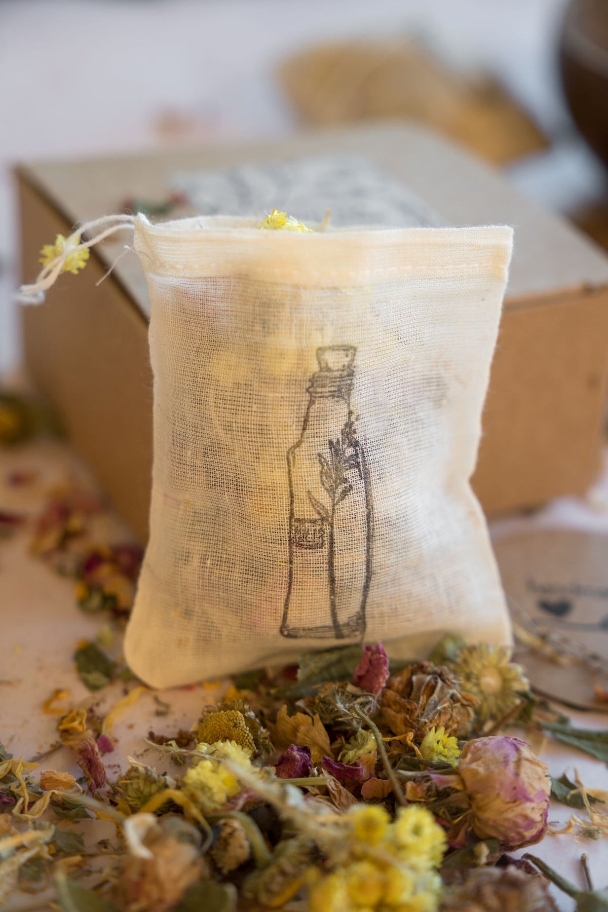 Floral Bath Tea Soak: Relaxing Herbal Blend - Pack of 4