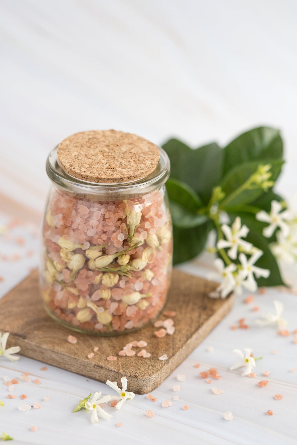 Botanical Bath Salt Soak in Glass Jar with Bamboo Spoon | Rose, Lavender, Citrus & Jasmine | Hera by Hera